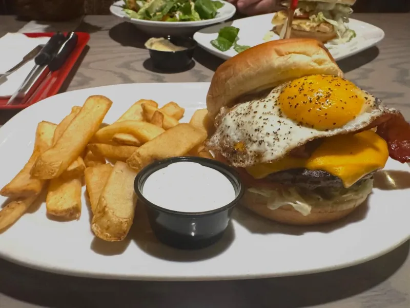 Royal Red Robin Burger